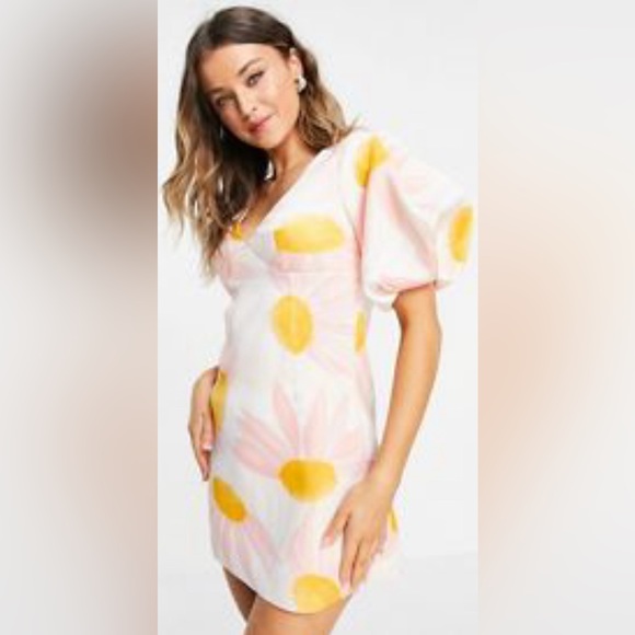 Dresses & Skirts - ASOS flower dress..super cute